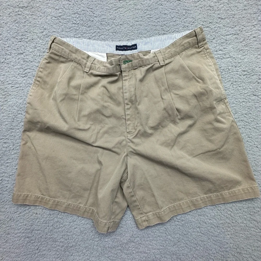 Tommy Hilfiger Vintage Mens Size 40 Style‎ 1636 Pleated Khaki Shorts